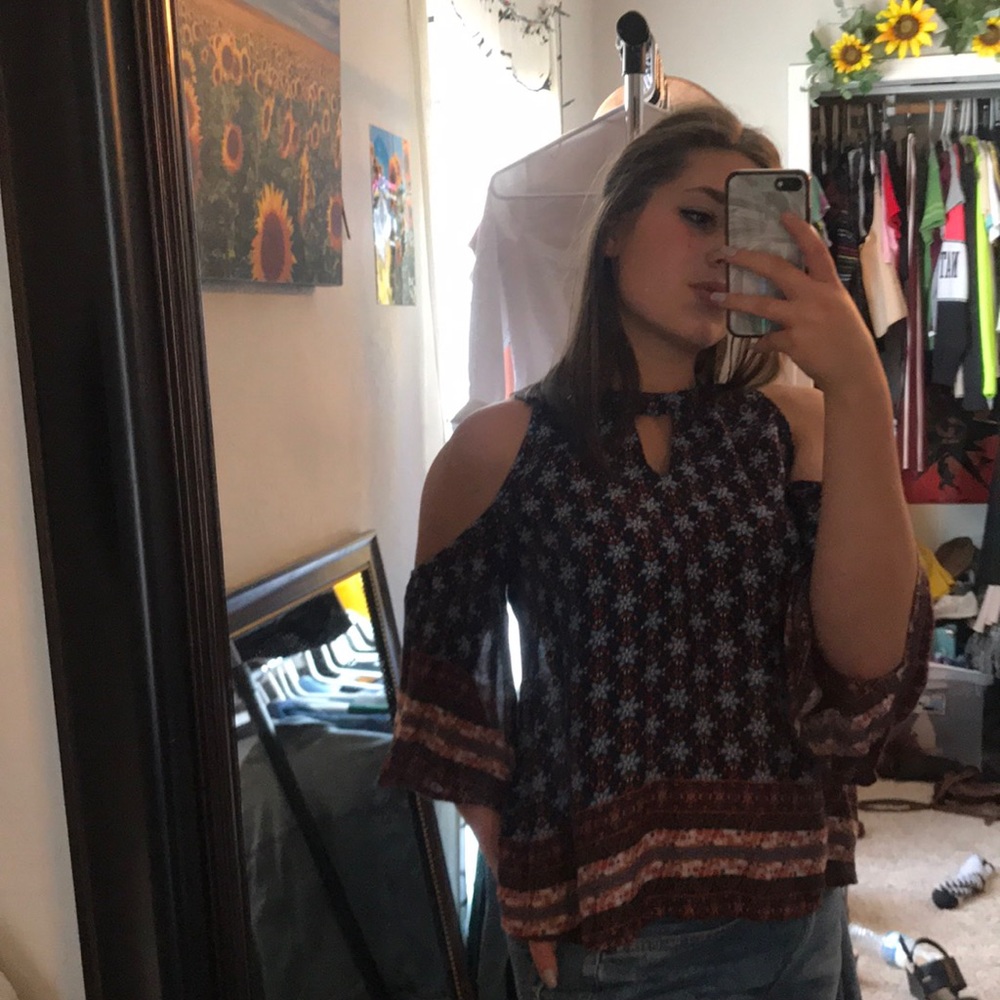 floral keyhole top